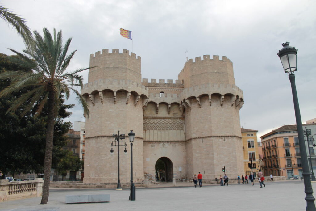 torres de serranos valencia